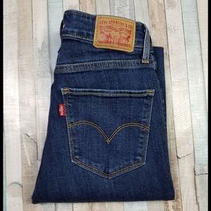 Levi's 721 High Rise Skinny Jeans